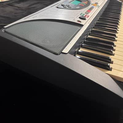 Vintage Yamaha PSR-240 synthesizer image 7