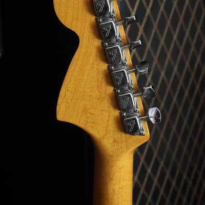 Fender Jaguar 1967  - Sunburst image 4