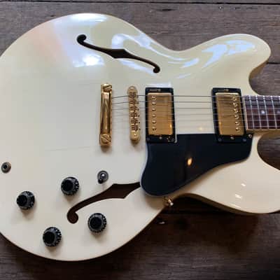 1984 Gibson Custom Shop ES-335 DOT neck 1984 in Pearl White & case image 19