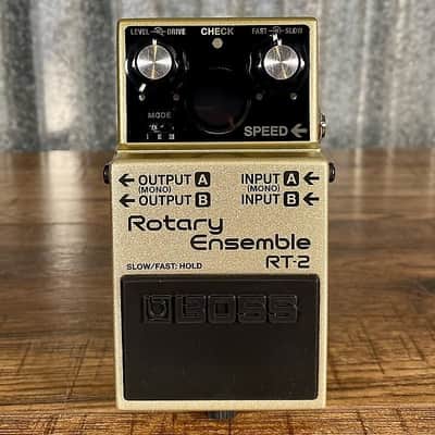 Boss RT-2 Rotary Ensemble Guitar Effect Pedal image 2