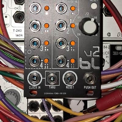 Blue Lantern Modules CMOS Master Clock Divider v2 image 3