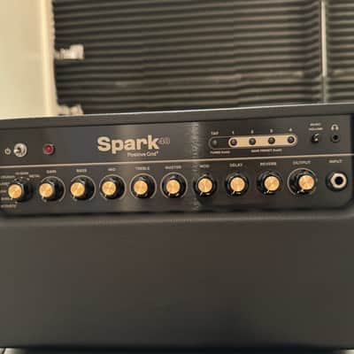 Positive Grid Spark 40 40-Watt 2x4" Modeling Guitar Combo, uLooper, Sparkcontrol foot switch, Spark bag image 18