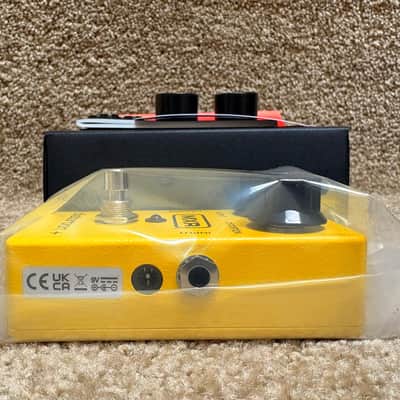 MXR M104 Distortion + image 5