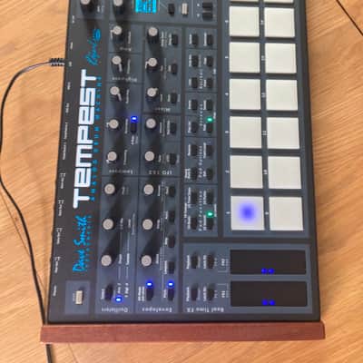 Dave Smith Instruments Tempest 6-Voice Drum Machine 2011 - 2018 - Black with Wood Sides