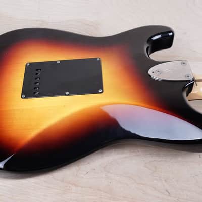 Fender Classic '70s Stratocaster MIJ 2016 Sunburst Made in Japan w/ Bag image 9