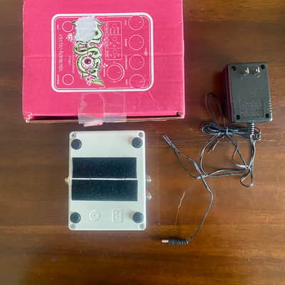 Electro-Harmonix Blurst Modulated Filter Pedal 2017 - Present - Pink/White image 2