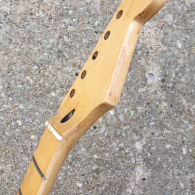 Vintage Style WD licensed Fender Stratocaster Neck Strat Maple Amber Old Relic image 10