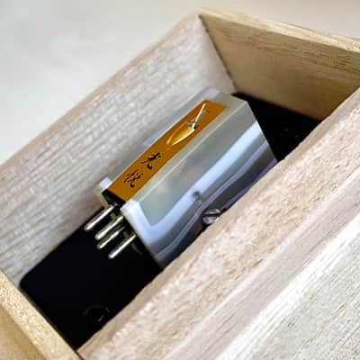 Koetsu Onyx Platinum Diamond MC Cartridge, Silverplated Copper Coil, Original Diamond Cantilever, Original $20000 image 8