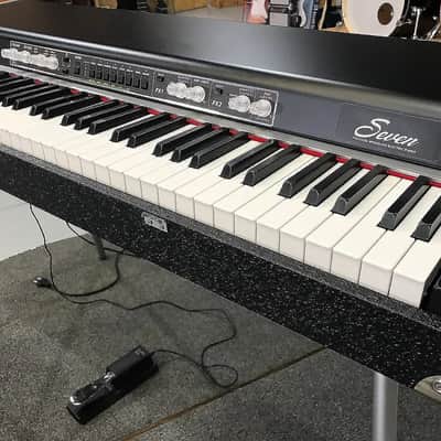 Crumar Seven 73-Key Electric Piano