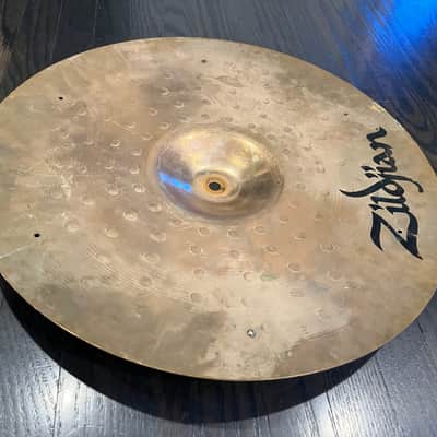 Zildjian 18” Sizzle Cymbal Crash image 7