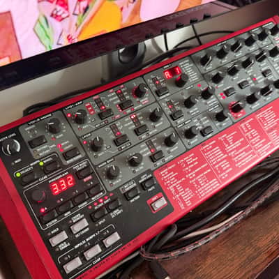 Nord Lead 4R 2010s - Red