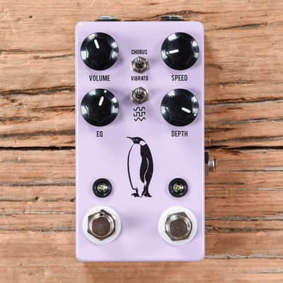 JHS Emperor v2 Analog Chorus/Vibrato w/ Tap Tempo MINT image 2