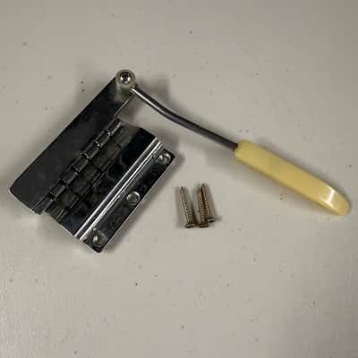 Gibson Maestro Vibrola with Screws Post 1965 (B-460) image 1