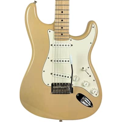 Fender Highway One Stratocaster 2008 - Sand image 1