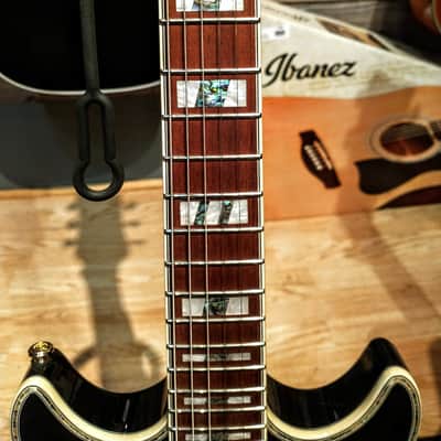 Ibanez AR520H Artist image 3