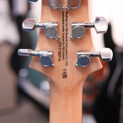 PRS SE Custom 24 2024 - Blue Fade image 14