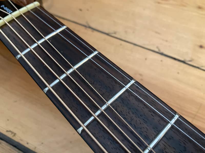 Epiphone AJ-15 NA Acoustic Guitar Advanced Jumbo Round Shouldered