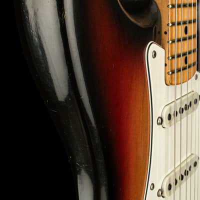 Fender 1974 Stratocaster - Sunburst #576516 with Original Hard Case image 10