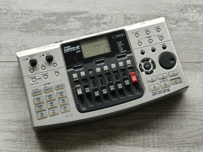Zoom MRS-8 Multitrack Recording Studio image 1