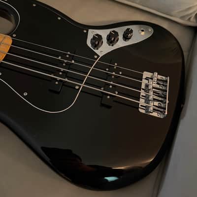 Fender Player II Jazz Bass 2024 - Present - Black image 4