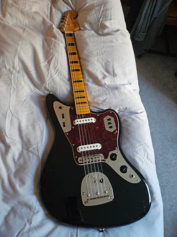 Fender Vintera II '70s Jaguar with Maple Fretboard 2023 - 2026 - Black