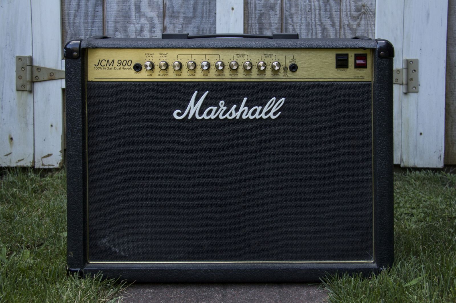 Marshall JCM 900 Model 4102 100-Watt Hi Gain Dual Reverb 2x12