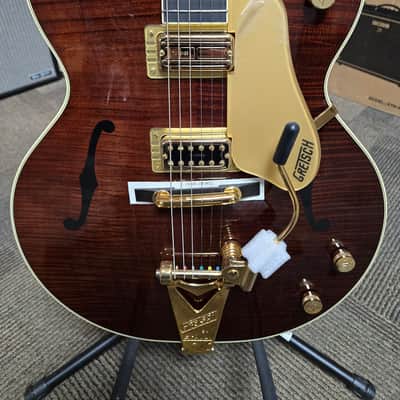 Gretsch G6122T-59 Vintage Select Edition '59 Chet Atkins® Country Gentleman® Hollow Body with Bigsby® 2024 - Walnut Stain Lacquer image 2