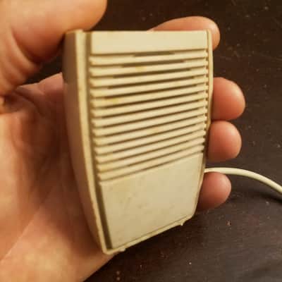 Silvertone T-46 Crystal Harp Mic Telectro Hi-Z lo-fi 1960s Beige Plastic image 3