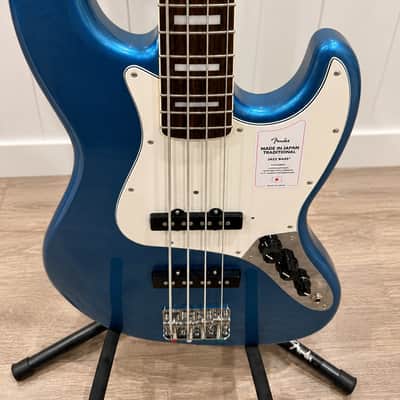 Fender Traditional Late 60s Jazz Bass®, Rosewood Fingerboard, Lake Placid Blue image 2