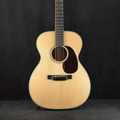 Martin Custom Shop 10CM000BLKWALNUT Auditorium 14-Fret Black Walnut image 2