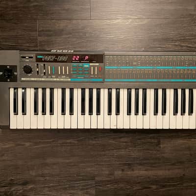 Korg Poly-800 Analog Synth Keyboard - Needs Service + Battery - See Description