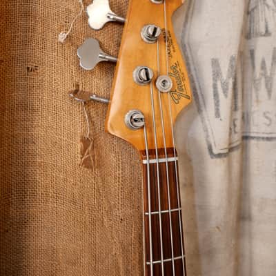 Fender '62 Reissue Jazz Bass AVRI Stack Knob 1993 - Sunburst image 4
