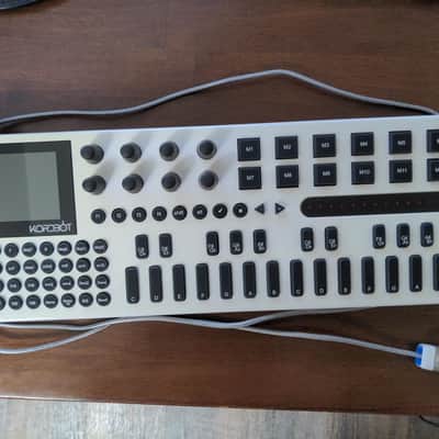 Isla Instruments KordBot - Gearspace