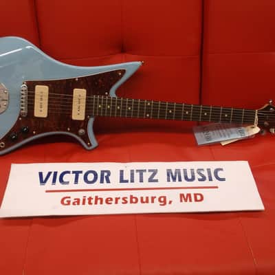 RayGun Model 2 Offset Electric Guitar Dafney Blue: Consignment image 1