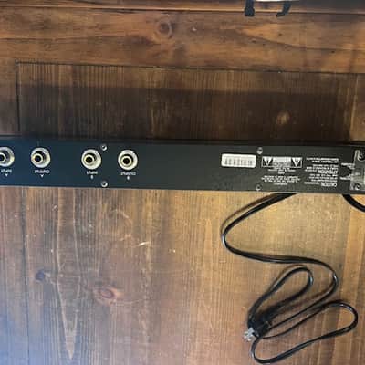 BBE 362 Sonic Maximizer 2000s - Black and Red image 3