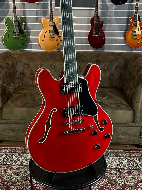 Eastman T386-RD Red - NEW incl. Case image 1