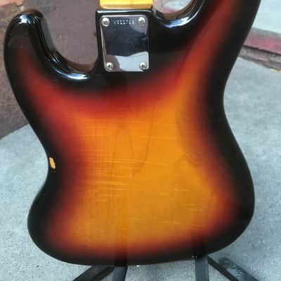 Fender American Vintage “Fullerton” reissue '62 Jazz Bass 1982 - 3-Color Sunburst image 4