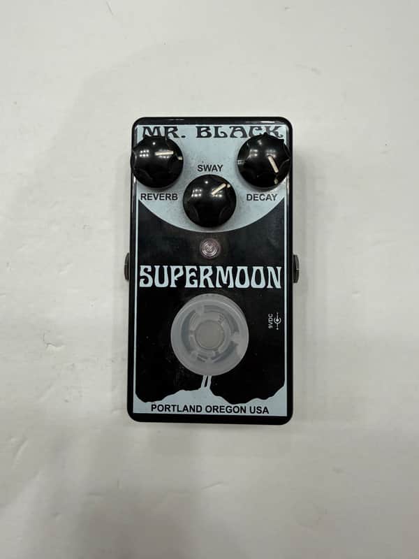 Mr. Black Supermoon