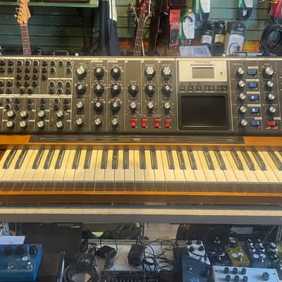 Moog Minimoog Voyager XL 61-Key Monophonic Synthesizer 2010 - Black with Wood Cabinet