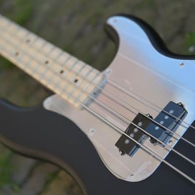 Fender Limited Edition 50th Anniversary Steve Harris Precision Bass - Satin Black image 9