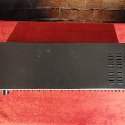dbx 231s Dual Channel 31-Band EQ image 6