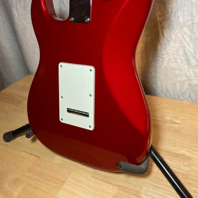 2019 Squier Standard Stratocaster in Candy Apple Red image 12