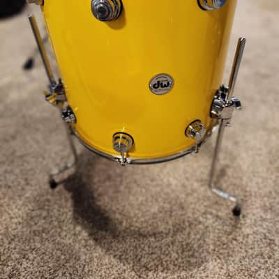 DW Collectors  Series LACQUER SPECIALTY 2026 -Aztec Gold over White Pearl Gloss w/Chrome Hardware image 6