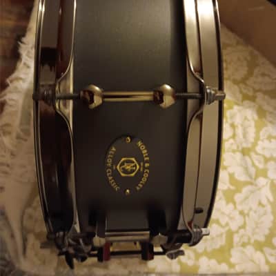 Noble &Cooley  Alloy Classic  2Blue with black chrome 022 image 7