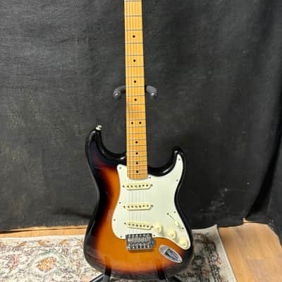 Fender Standard Stratocaster® 2015 - Brown Burst image 1