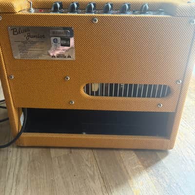 Fender Blues Junior Lacquered Tweed 15-Watt 1x12" Guitar Combo 2016 - Present - Lacquered Tweed image 3