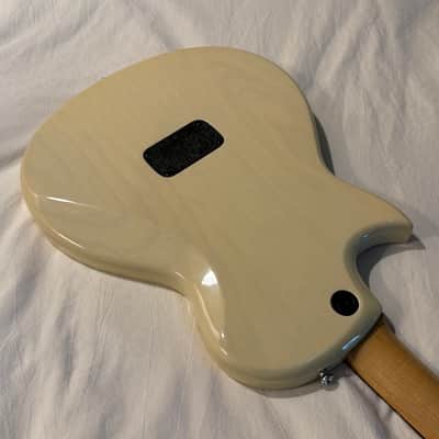 2007 Taylor SB1 Classic - Made in USA - Aged Translucent White - Free Pro Setup - Weighs only 7.5 lbs image 9
