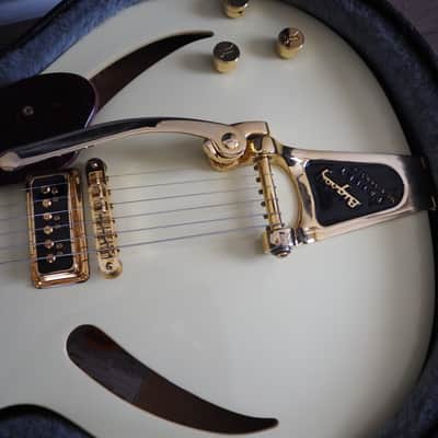 Gretsch G3156 Streamliner 2000 Antique White image 10