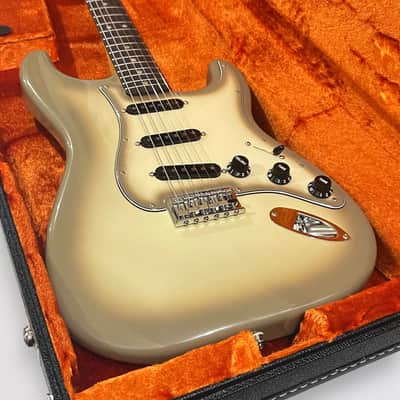 Fender 70th Anniversary Vintera II Antigua Stratocaster Electric Guitar 2024 - Antigua image 12