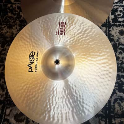 Paiste 15" Formula 602 Classic Sound Edge Hi-Hat Cymbals (Pair) - Traditional image 2